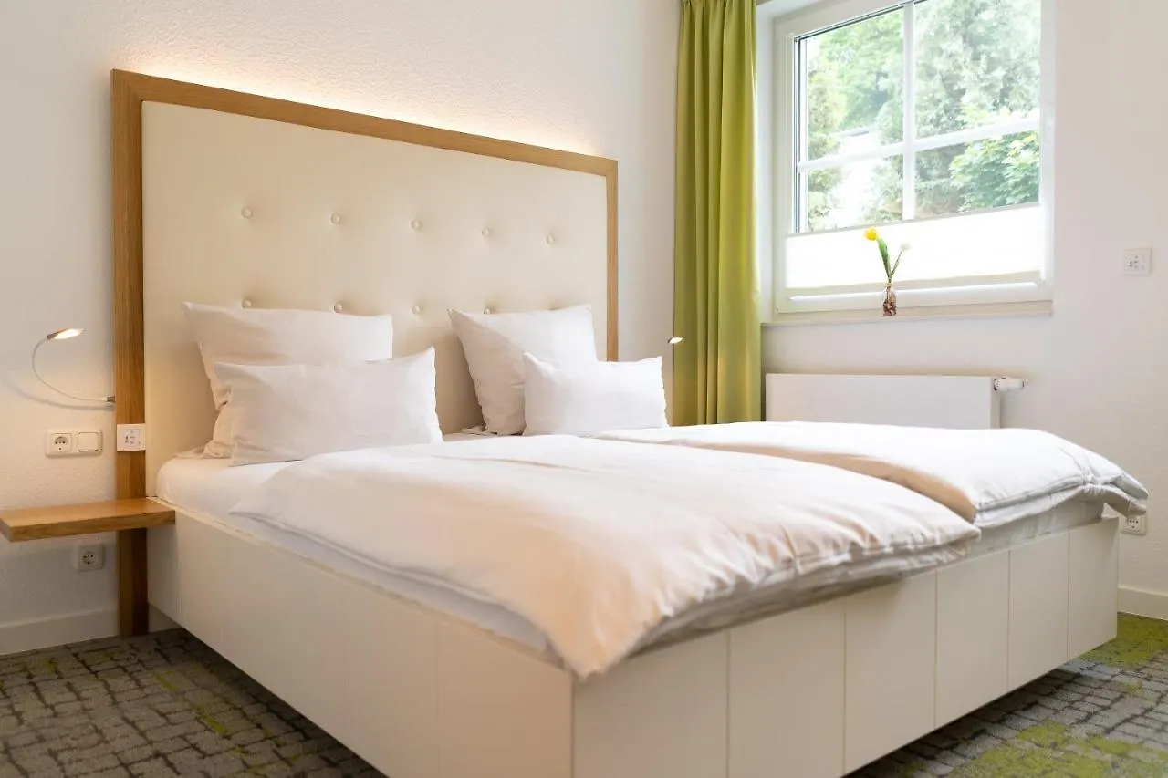 Hotel Zum Kuhhirten Brémai repülőtér 3*,